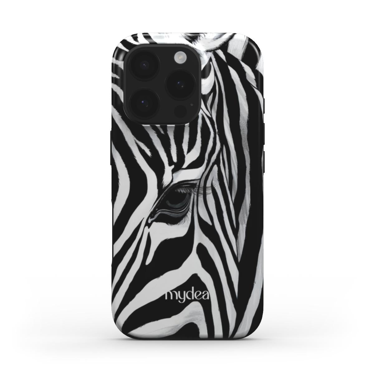 Cover Tough MagSafe con primo piano occhio di zebra – design bianco e nero animalier elegante.