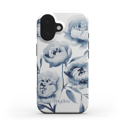Cover Tough MagSafe con fiori blu ad acquerello su sfondo bianco, elegante e romantica con finitura lucida