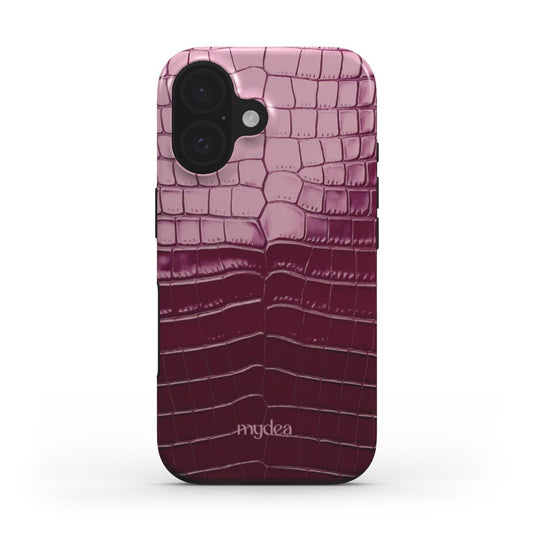 Cover Tough MagSafe in pelle effetto coccodrillo bordeaux con finitura lucida – elegante, potente e sofisticata.